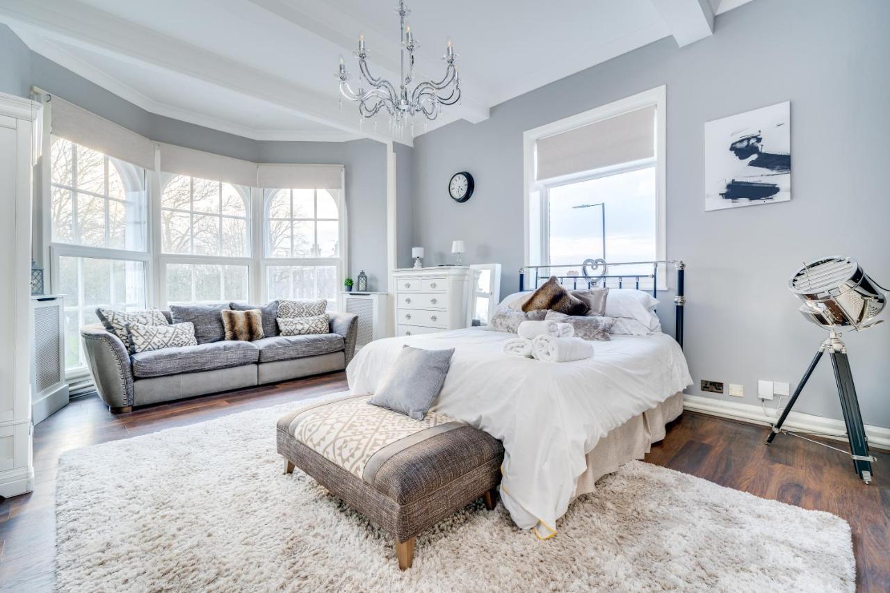 Wakefield Town House Villa ภายนอก รูปภาพ