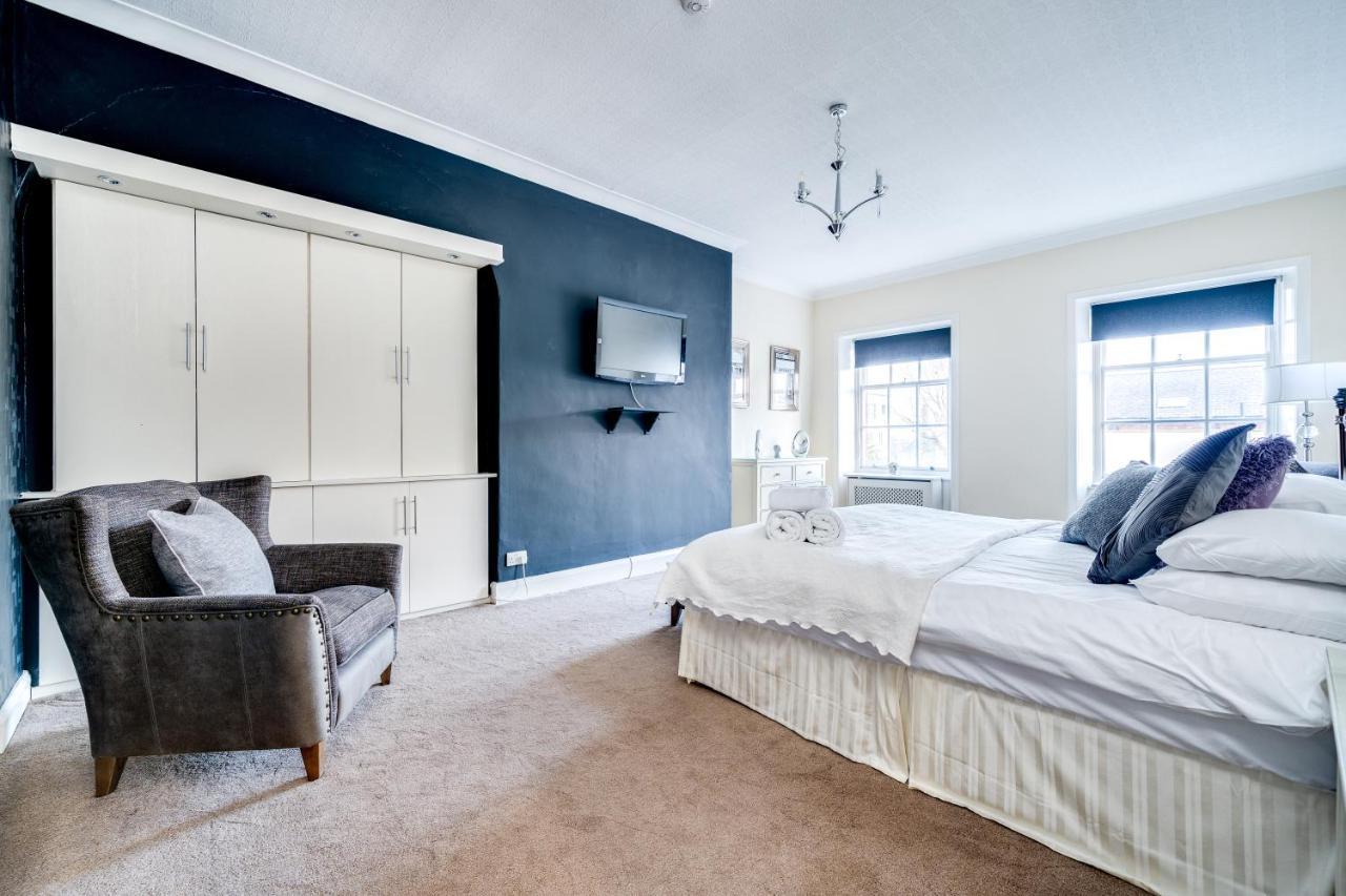 Wakefield Town House Villa ภายนอก รูปภาพ